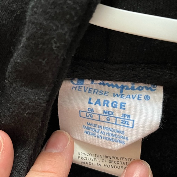 BLACK champion reverse weave in large - Picture 5 of 6